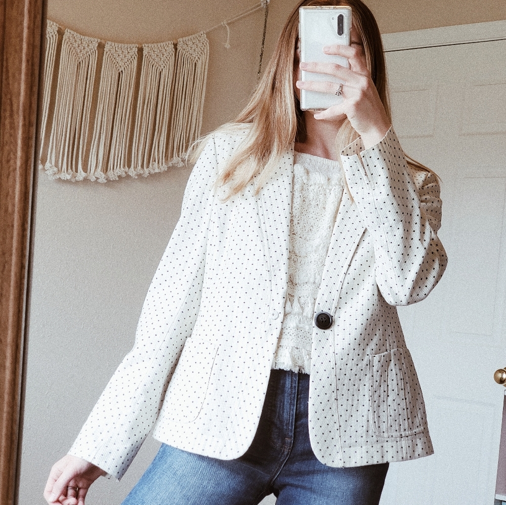 LAFAYETTE 148 Cream Polka Dot Button Blazer sz 8